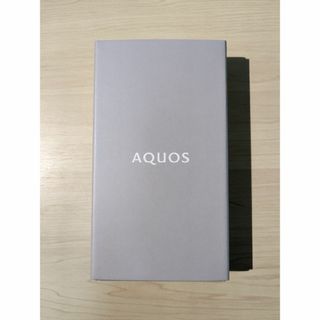 シャープ(SHARP)の【美品・オマケ付】AQUOS sense6  ブラックSIMフリー(スマートフォン本体)