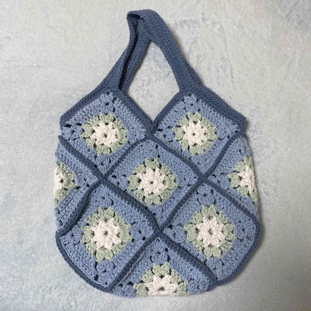 ハンドメイド グラニースクエア かぎ針編み バック (1)の通販 by ハンドメイド グラニースクエア かぎ針編み バック (1)の通販 by