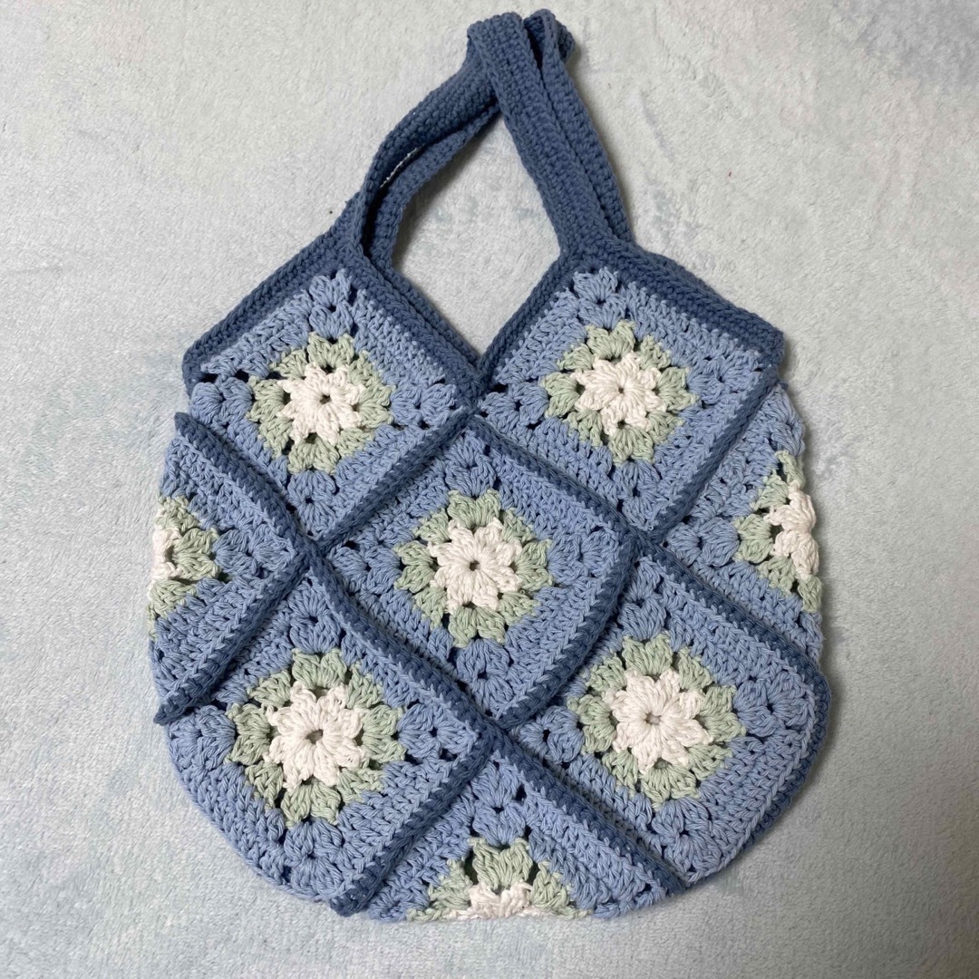 ハンドメイド グラニースクエア かぎ針編み バック (1)の通販 by ハンドメイド グラニースクエア かぎ針編み バック (1)の通販 by