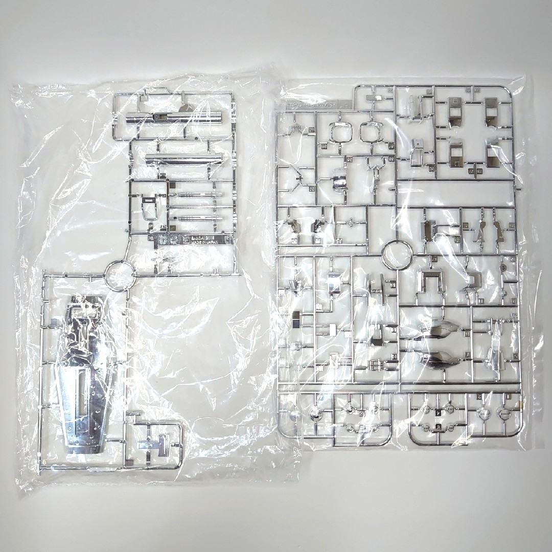 未組立 フルカラーメッキ加工品 1/100 MG RX-78-2 ガンダム