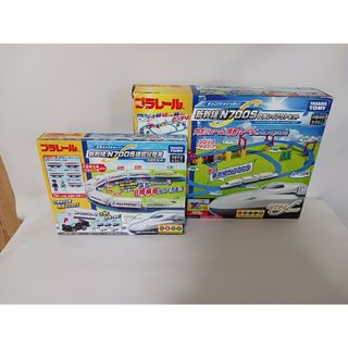 タカラトミー(Takara Tomy)の【セット販売】プラレール　N700系立体レイアウト&中間車セット(鉄道模型)