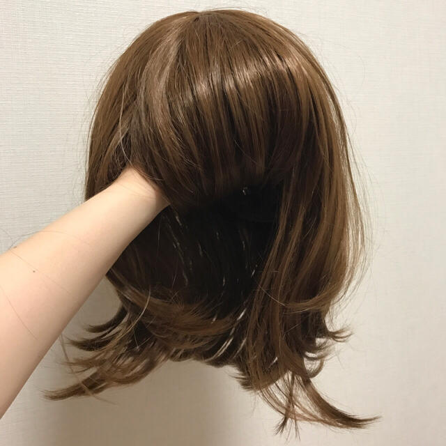 NAVANA(ナバーナ)の【購入者決定済】NAVANA WIG 前髪ありのショート 明るめ茶髪 中古 レディースのウィッグ/エクステ(その他)の商品写真