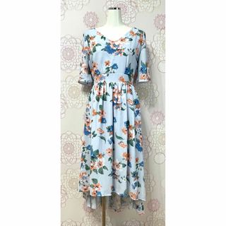 セシルマクビー(CECIL McBEE)のセシルマクビー  ワンピ　ワンピース  M 新品　未使用　花柄　夏　夏服(ロングワンピース/マキシワンピース)