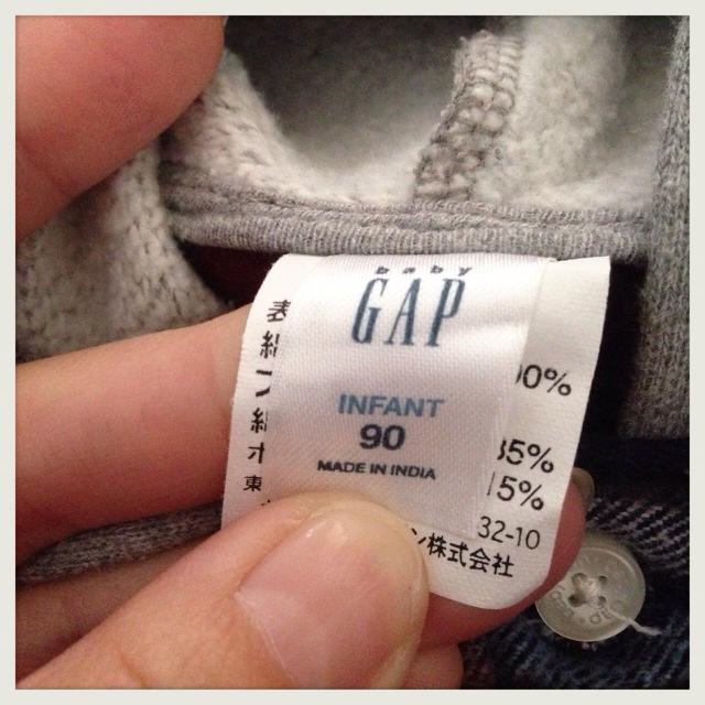 GAP(ギャップ)のGAPフード付きチェックシャツ キッズ/ベビー/マタニティのキッズ服男の子用(90cm~)(その他)の商品写真