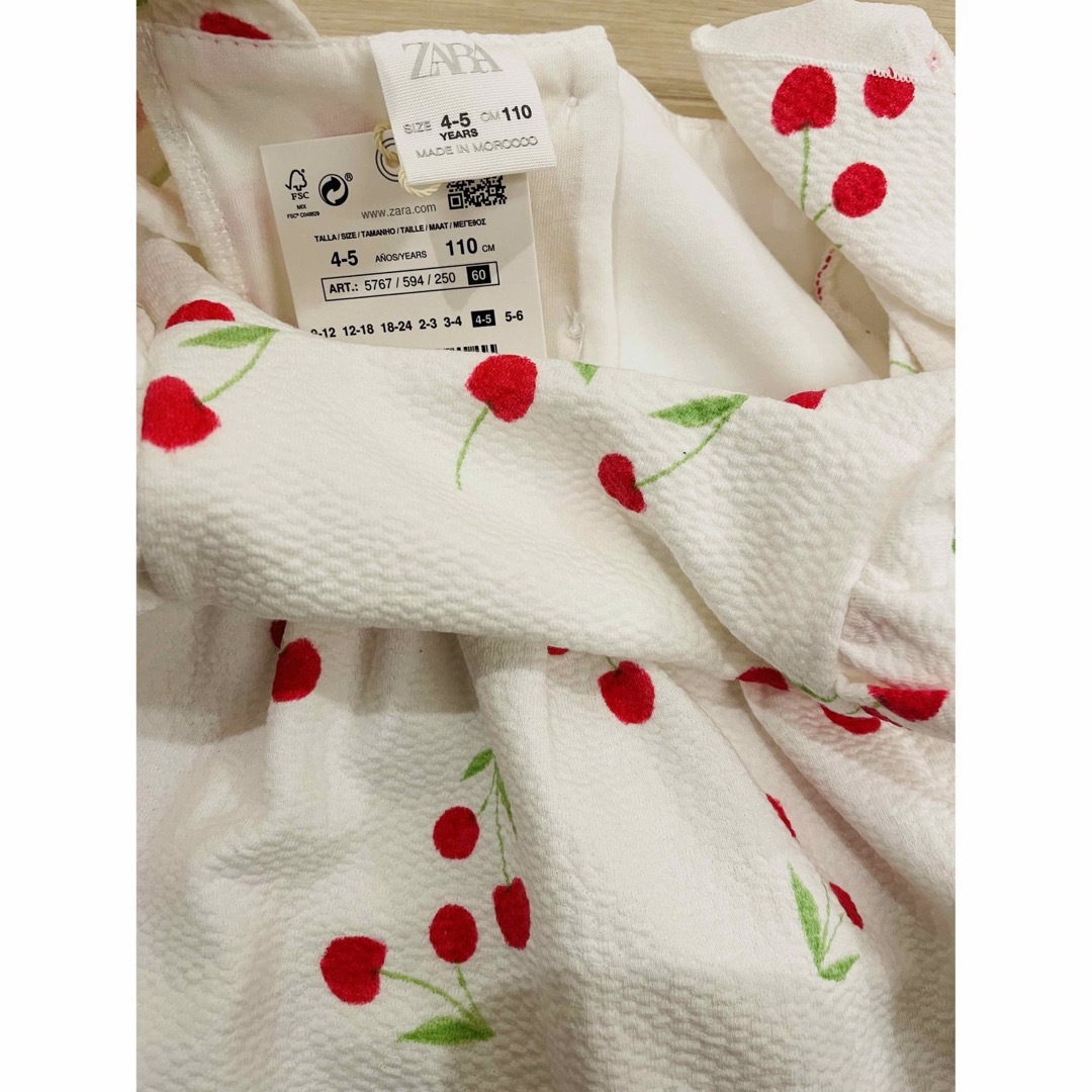 ZARA KIDS - ザラ ベビー チェリー さくらんぼ ワンピースの通販 ZARA KIDS - ザラ ベビー チェリー さくらんぼ ワンピースの通販