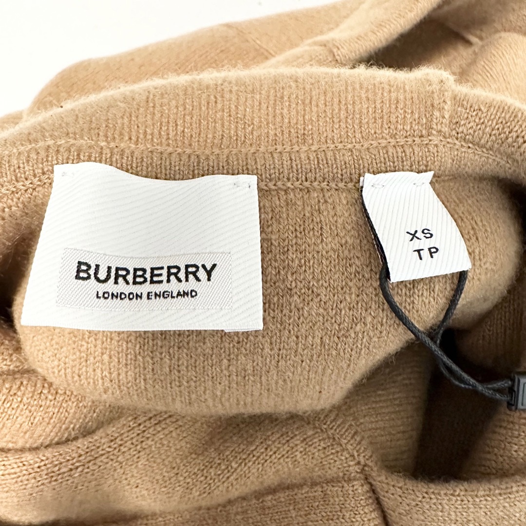 得価大特価 BURBERRY 高品質 未使用BURBERRYニットパーカー-160100の通販 by 武内's shop｜バーバリーならラクマ 