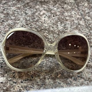 MIU MIU(サングラス/メガネ)のフリマアイテム一覧 MIU MIU(サングラス/メガネ)のフリマアイテム一覧