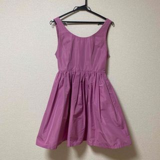 柔らかい ミュウミュウ ビジューボタン 襟付き ワンピース ジャージー