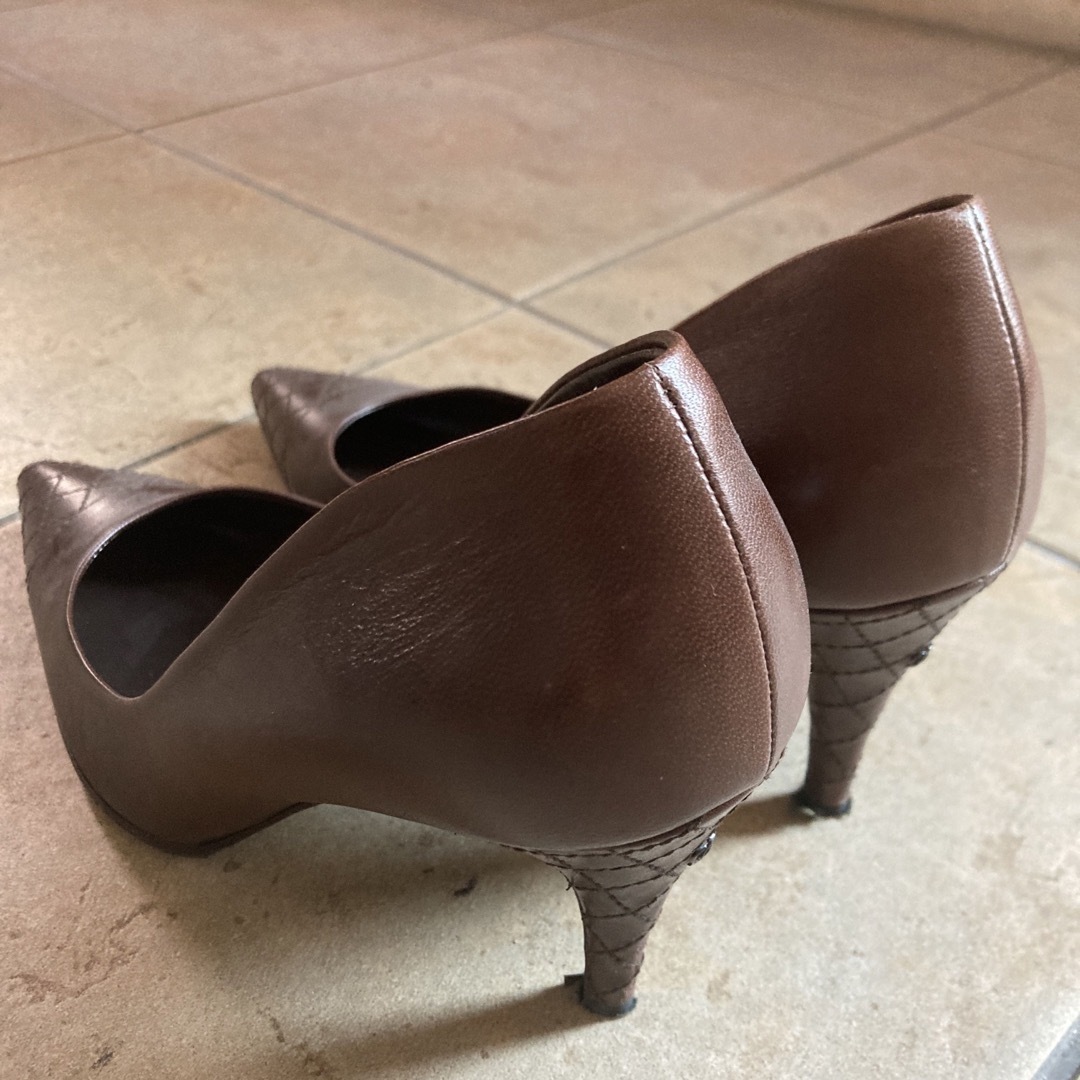 CHANEL 6cmブラウンパンプス 37.5サイズ-