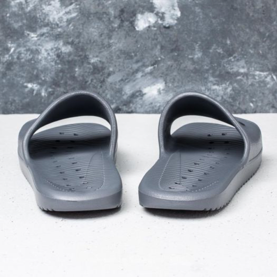 NIKE(ナイキ)の【新品未使用‼️】NIKE　KAWA SHOWER　スライドサンダル　28cm メンズの靴/シューズ(サンダル)の商品写真