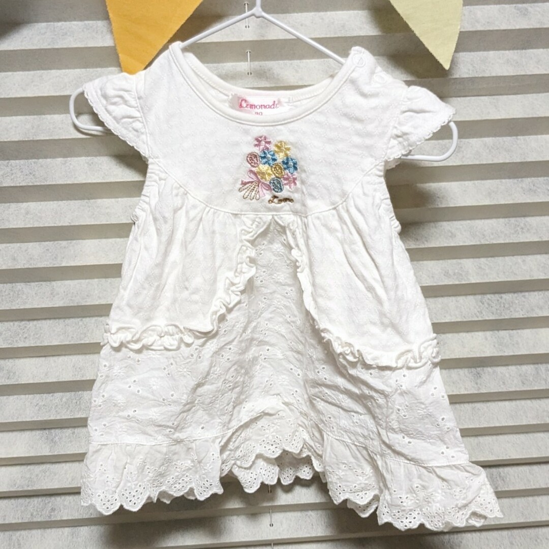 女の子レースワンピース90 キッズ/ベビー/マタニティのキッズ服女の子用(90cm~)(ワンピース)の商品写真