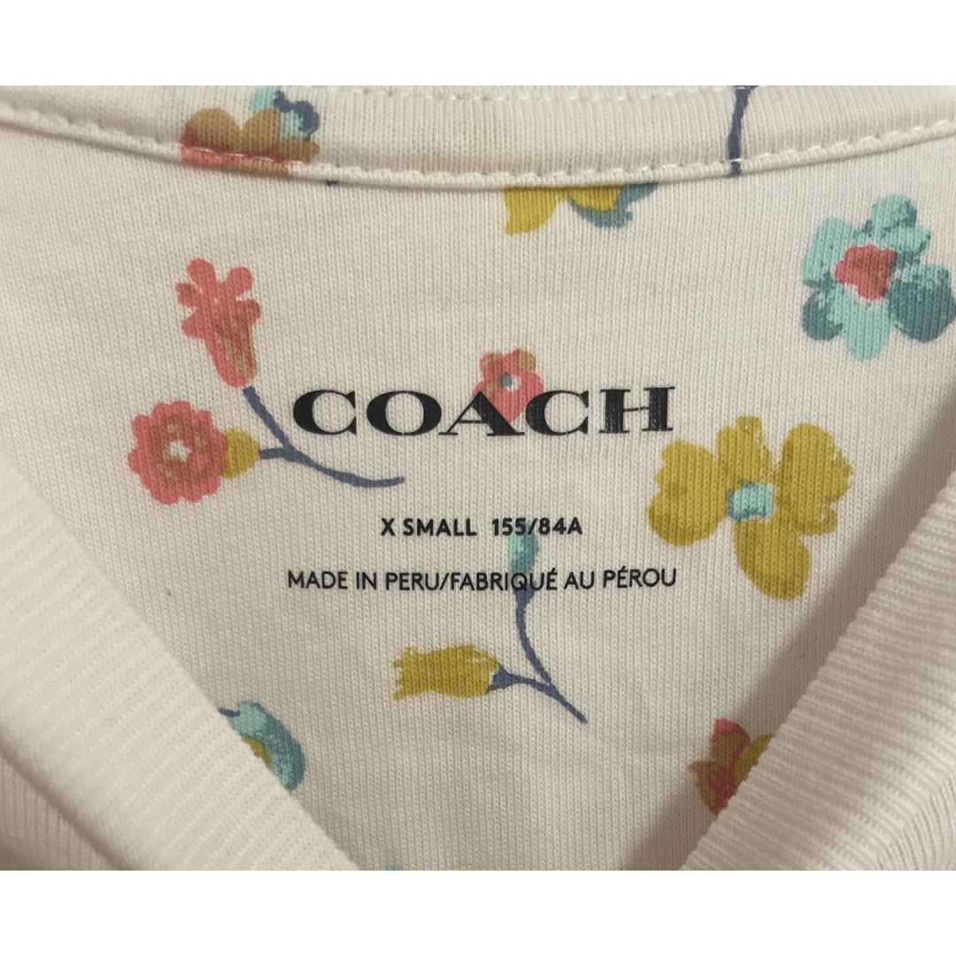 COACH(コーチ)のCOACH コーチ シグネチャー ロゴ 半袖 Tシャツ レディースのトップス(Tシャツ(半袖/袖なし))の商品写真