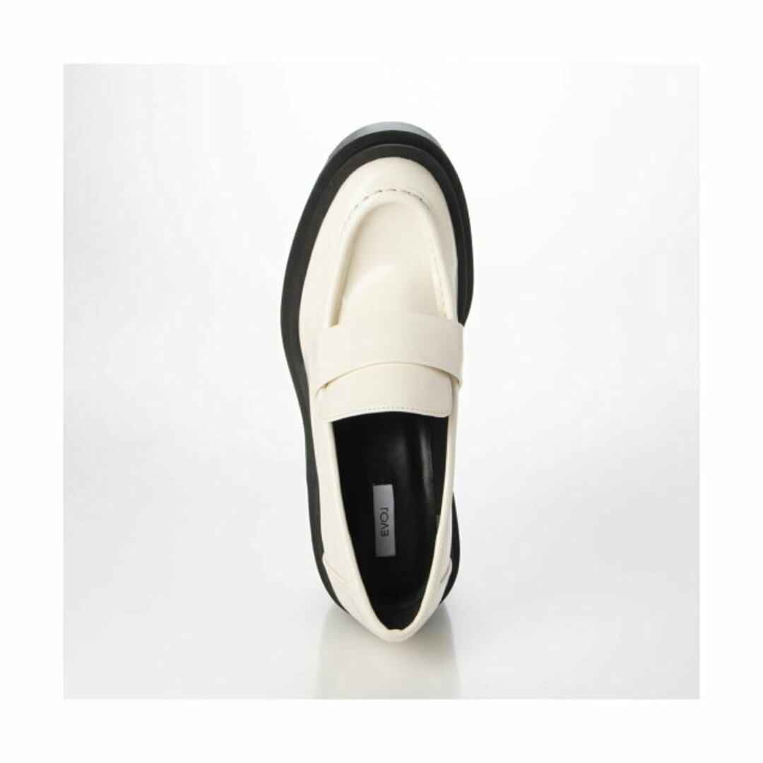 EVOL(イーボル)の【WH】【24】モカシンヒールローファー レディースの靴/シューズ(ローファー/革靴)の商品写真