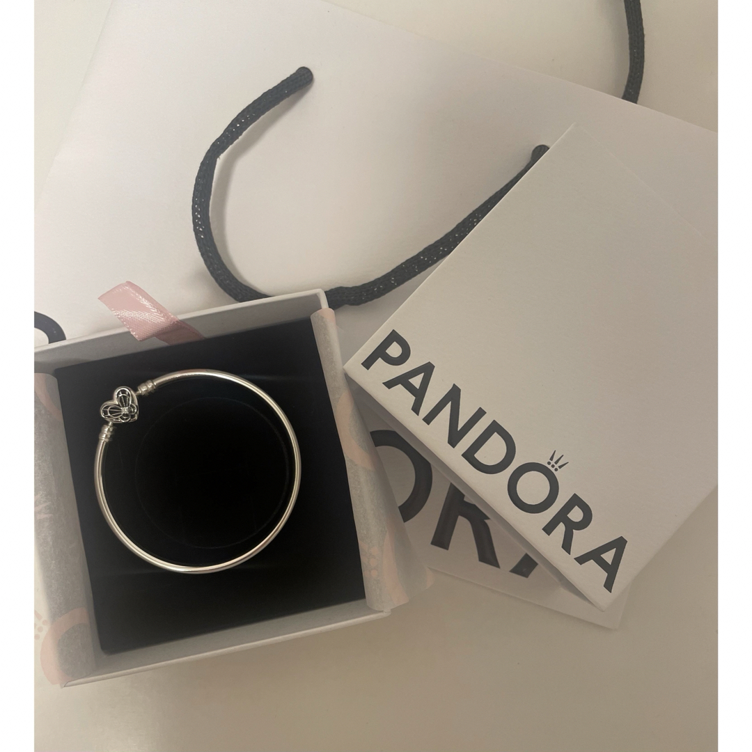 PANDORA(パンドラ)のPANDORA Bangle バングル ブレスレット正規品 限定品 17cm レディースのアクセサリー(ブレスレット/バングル)の商品写真