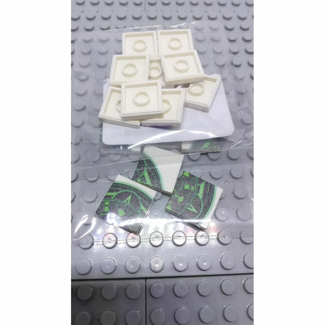 魔法陣　緑　LEGO互換　レゴ武器　インテリア　エフェクト　召喚　キャスター  エンタメ/ホビーのフィギュア(SF/ファンタジー/ホラー)の商品写真