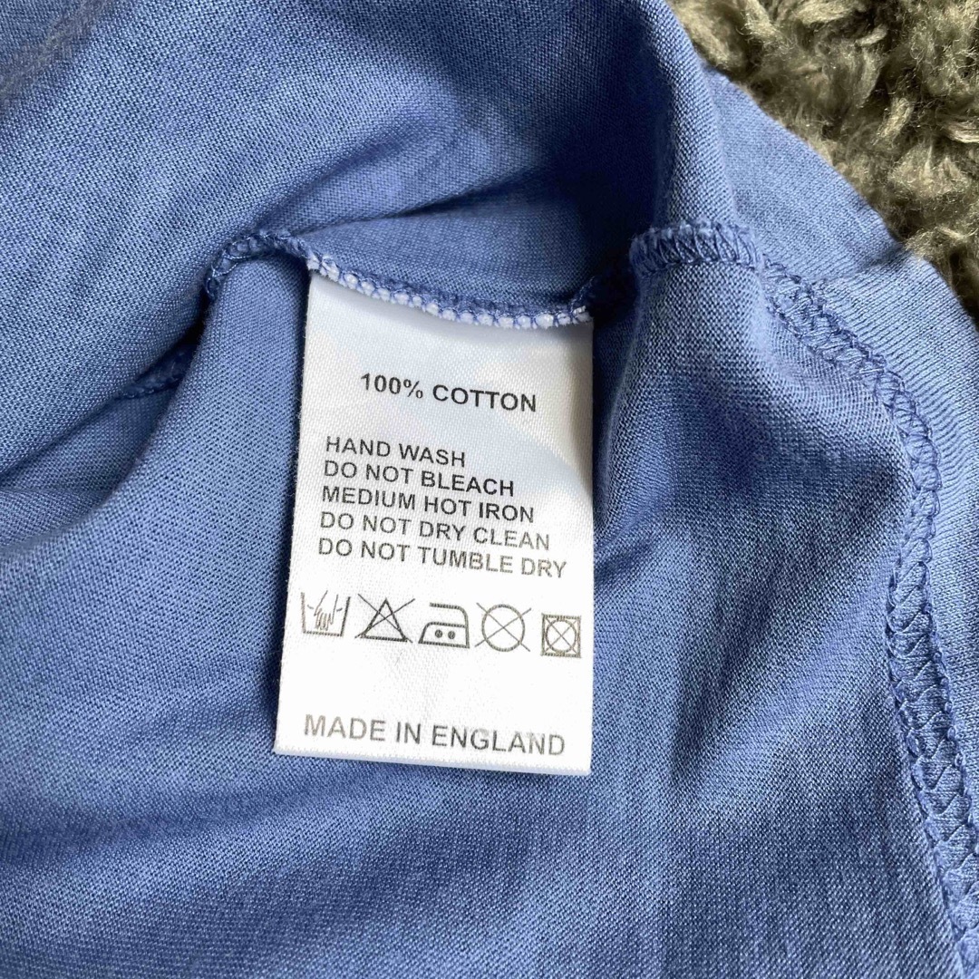 SUNSPEL(サンスペル)のサイズS サンスペル 半袖カットソー くすみブルー 英国製 メンズのトップス(Tシャツ/カットソー(半袖/袖なし))の商品写真
