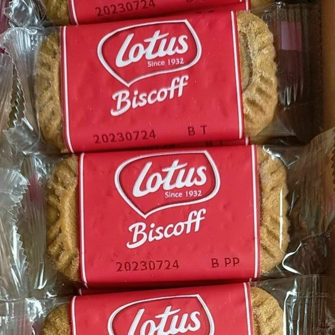 LOTUS(ロータス)のロータス ビスコフ オリジナルカラメルビスケット81枚 食品/飲料/酒の食品(菓子/デザート)の商品写真