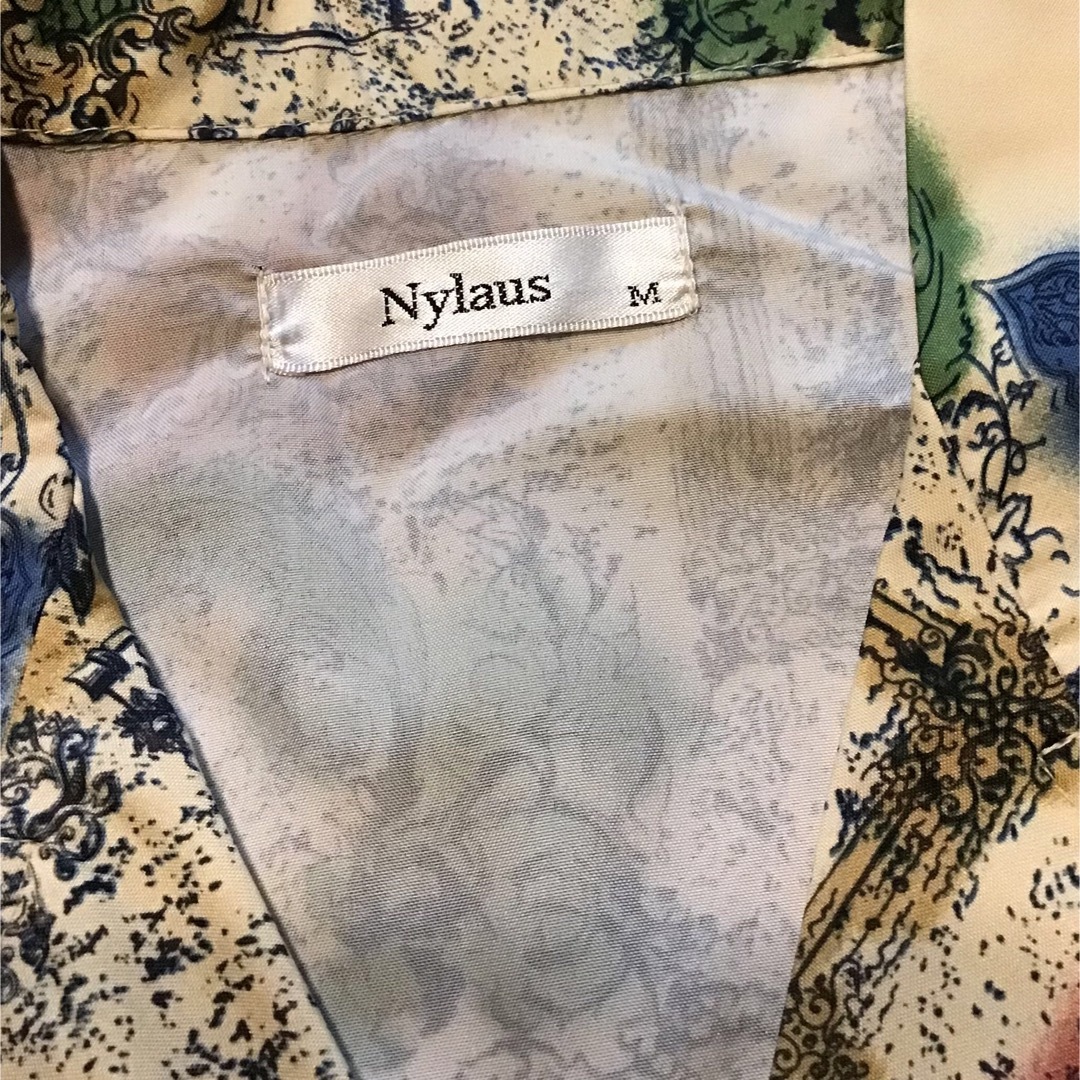 Nylaus(ナイラス)のNYLAUS新品未使用タグ付き レディースのトップス(シャツ/ブラウス(半袖/袖なし))の商品写真