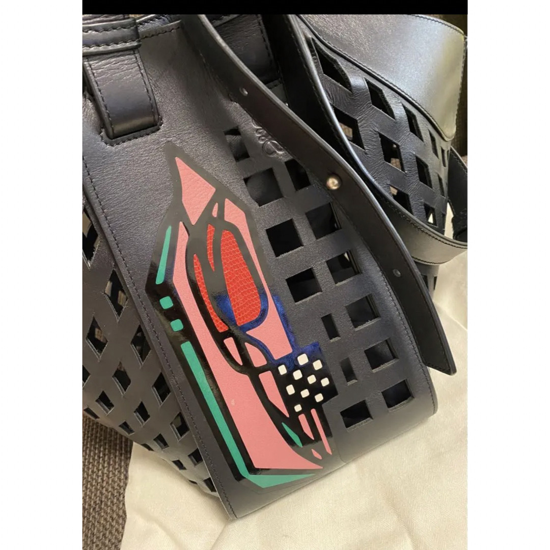 LOEWE(ロエベ)の【最終価格】ロエベ ハンモック ラージ レディースのバッグ(ハンドバッグ)の商品写真