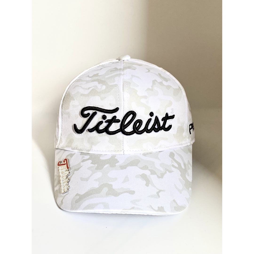 新品 タイトリストゴルフキャップ マグネットマーカー付き カモフラ
