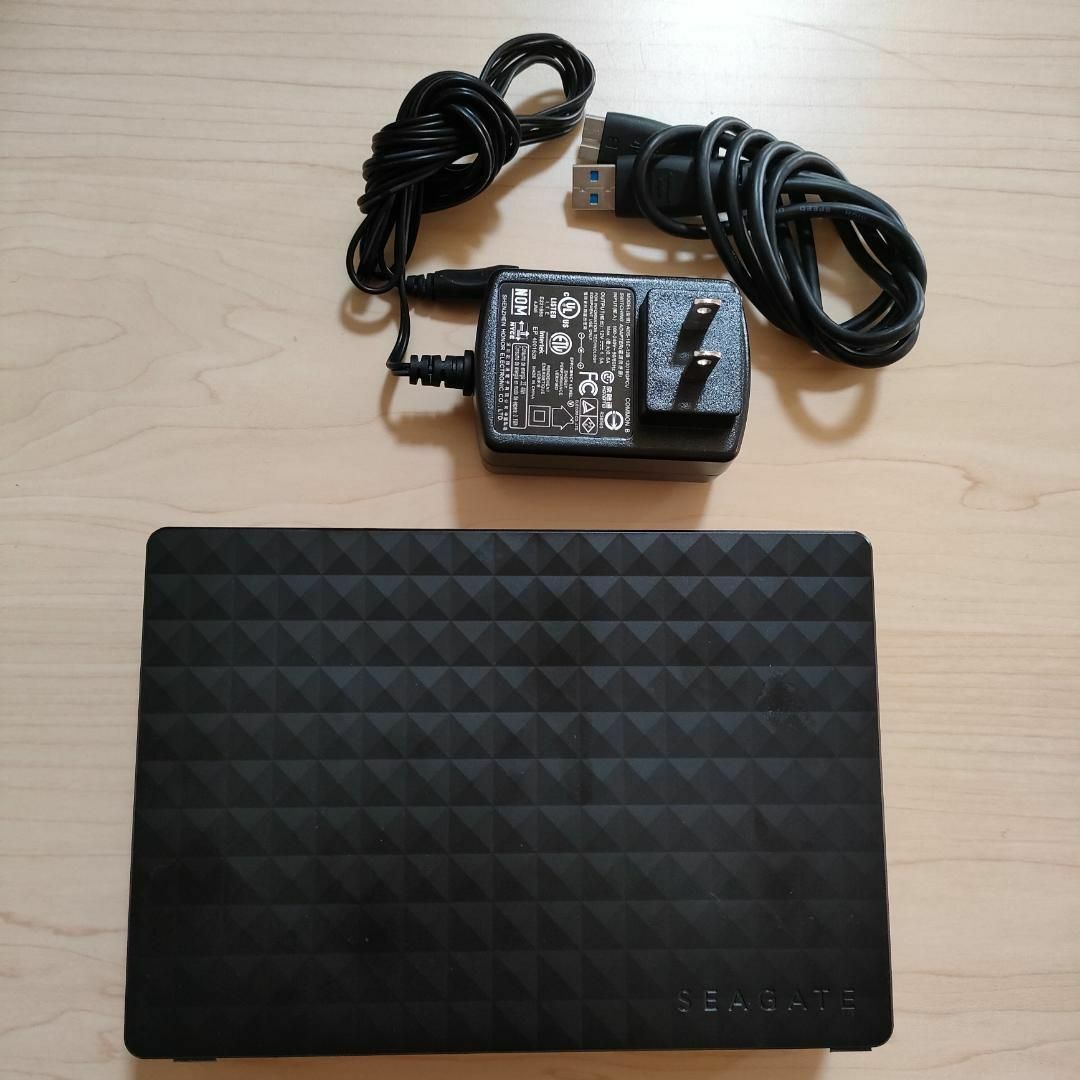 SEAGATE(シーゲイト)の外付けHDD SEAGATE SRD0NF2 3TB スマホ/家電/カメラのPC/タブレット(PC周辺機器)の商品写真