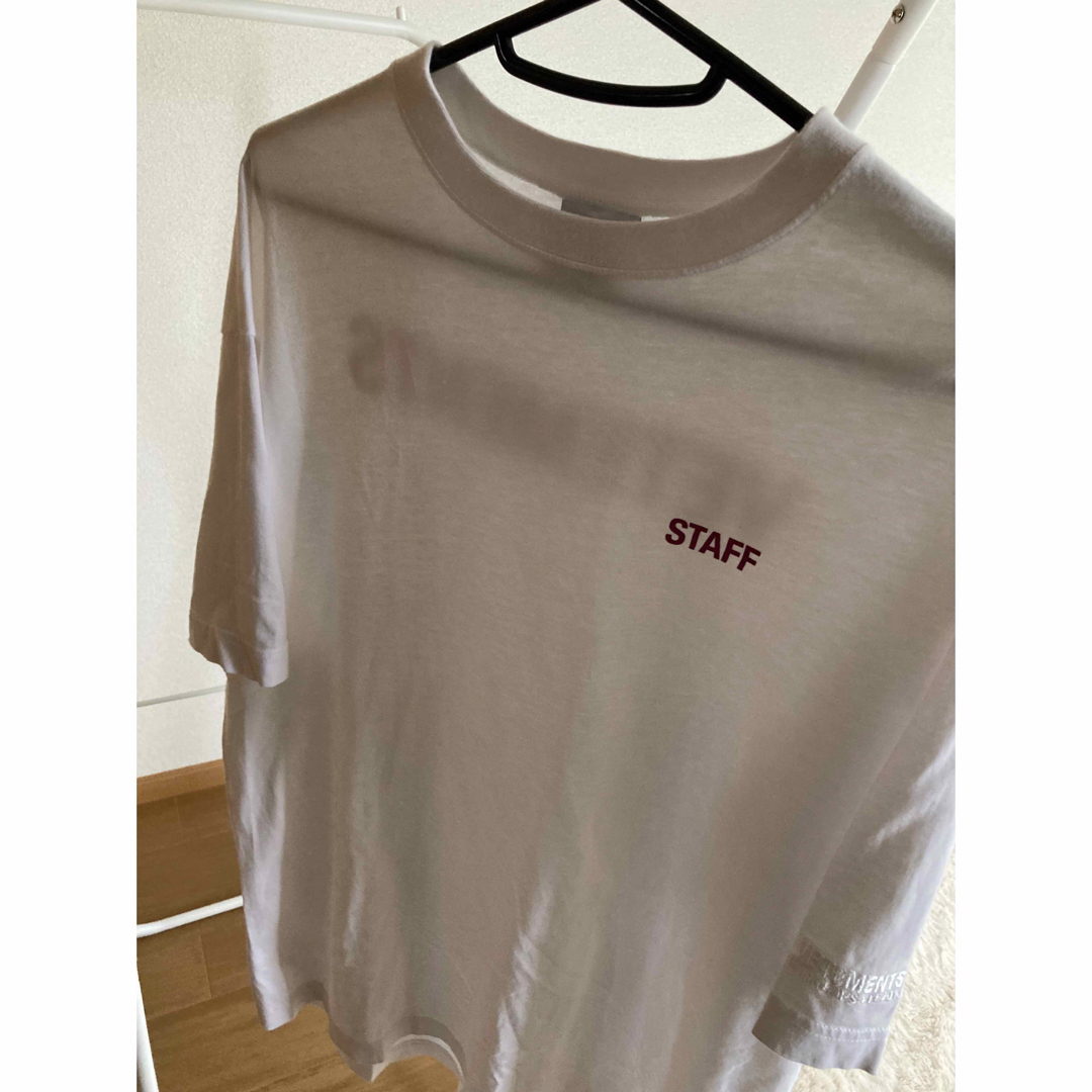 VETEMENTS - vetements 17aw staff-Tの通販 by m_J|ヴェトモンならラクマ VETEMENTS - vetements 17aw staff-Tの通販 by m_J|ヴェトモンならラクマ