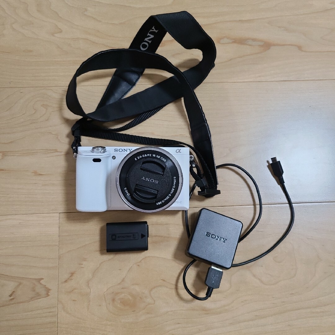 SONY α6000（ILCE−6000 パワーズームレンズキット）-