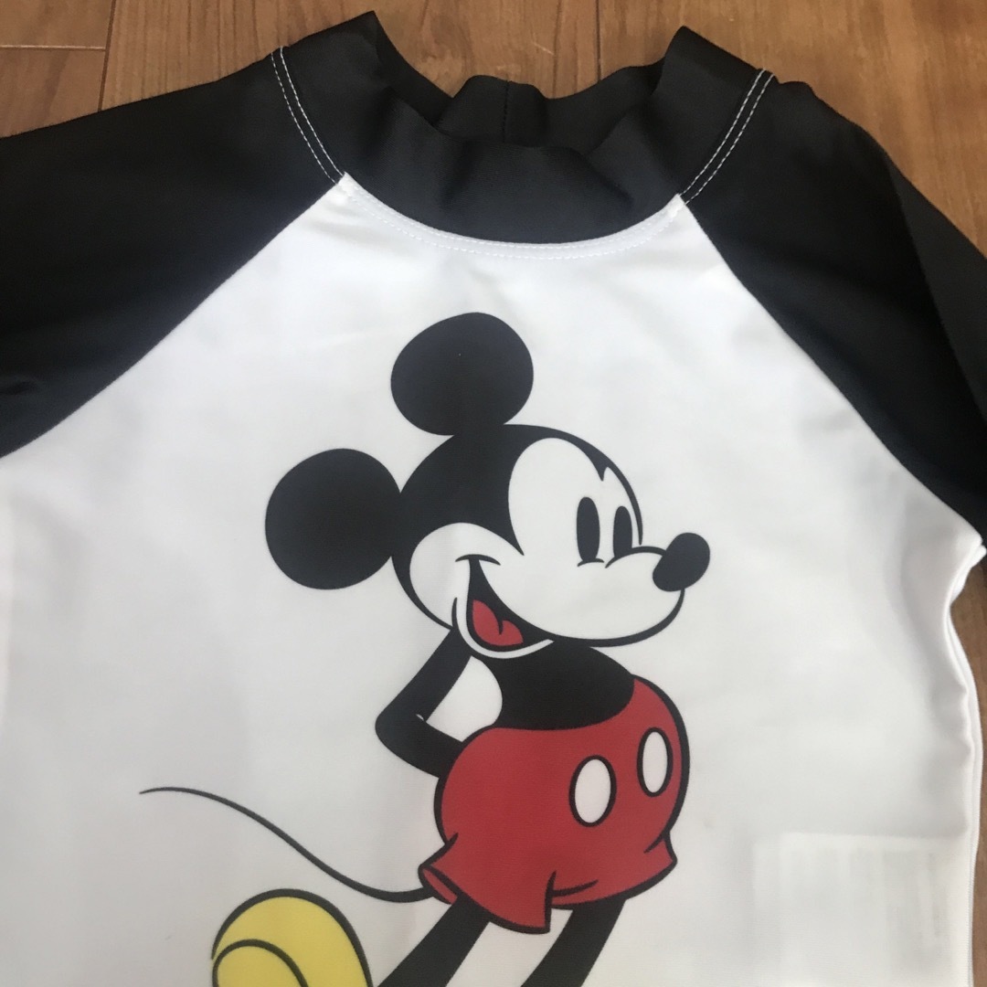 Disney(ディズニー)のラッシュガード  キッズ/ベビー/マタニティのキッズ服男の子用(90cm~)(水着)の商品写真