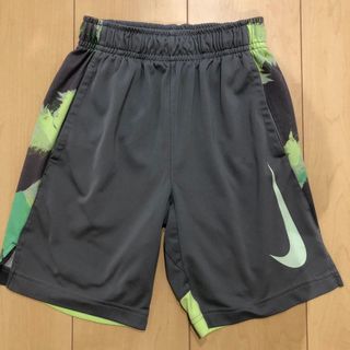 ナイキ(NIKE)のNIKEキッズハーフパンツXS(パンツ/スパッツ)