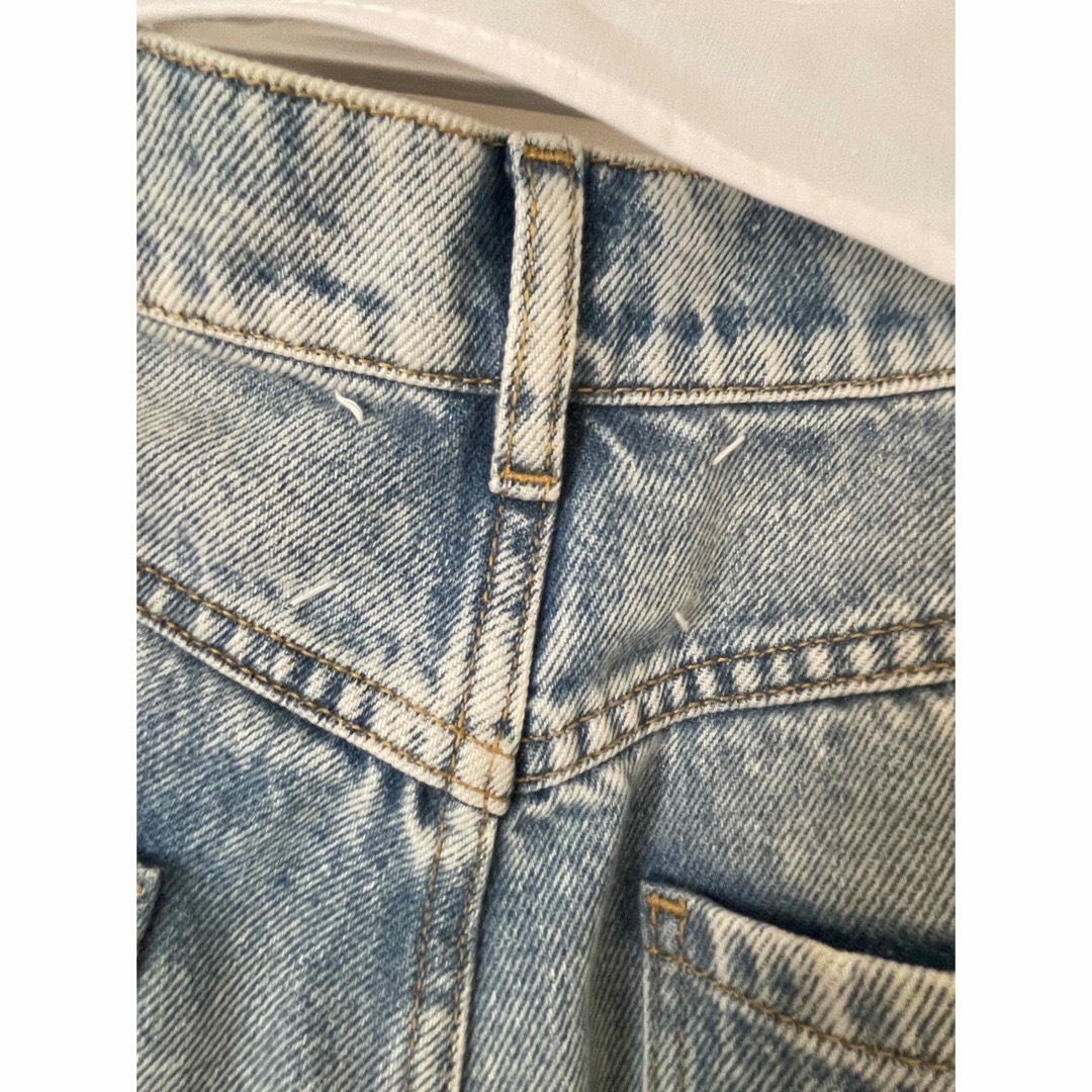 Maison Martin Margiela(マルタンマルジェラ)の※うさこ様専用※ Maison Margiela スラッシュディテールデニム36 レディースのパンツ(デニム/ジーンズ)の商品写真