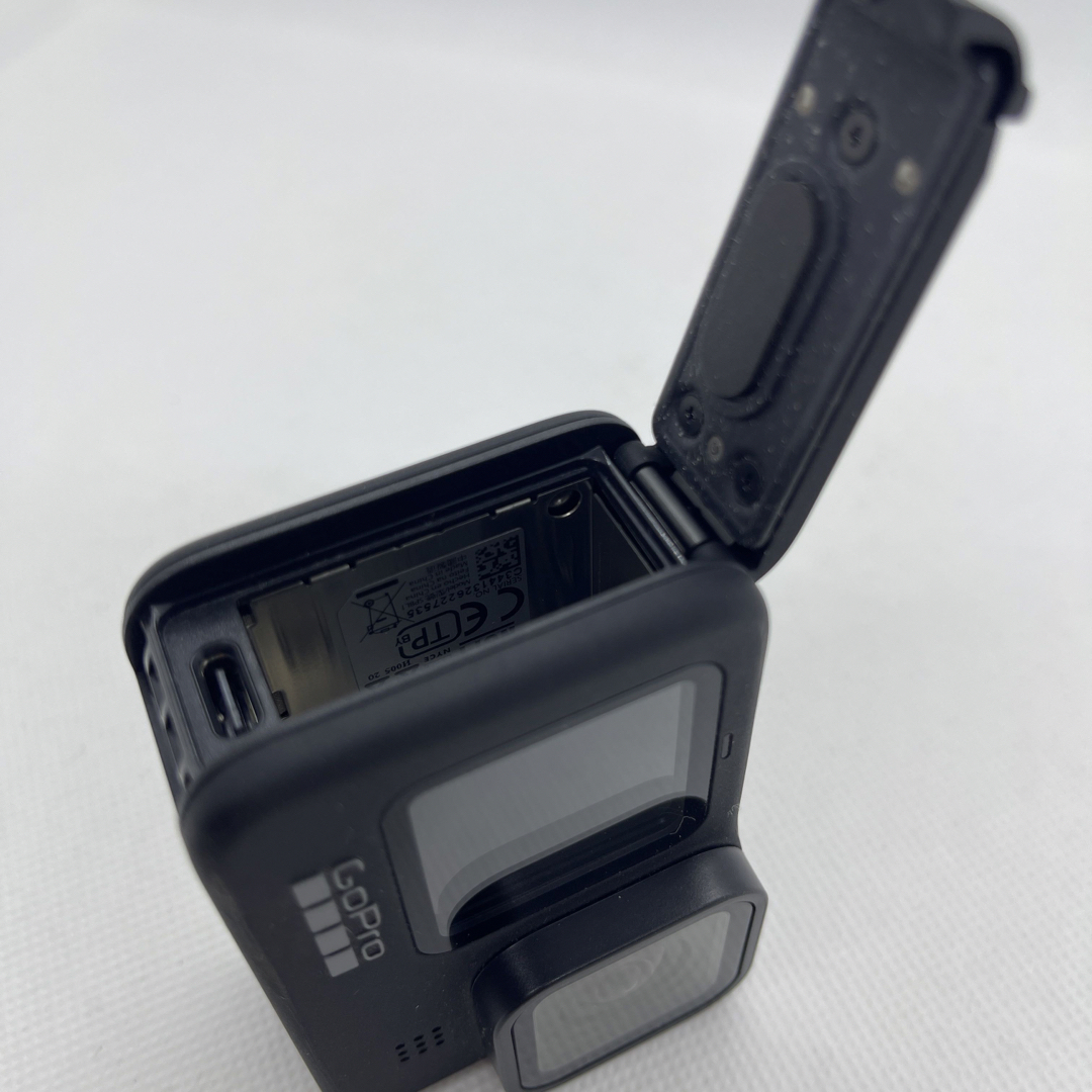 GoPro(ゴープロ)のGOPRO HERO9 美品　スペアレンズ・SDカード256G付属 スマホ/家電/カメラのカメラ(コンパクトデジタルカメラ)の商品写真