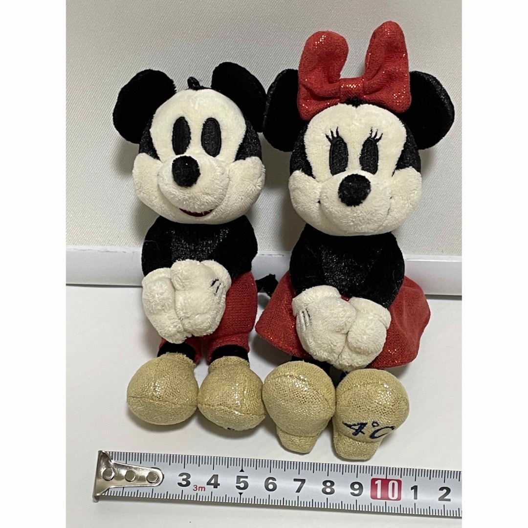 4℃(ヨンドシー)の【4℃】【Disney】 ミッキー ＆ ミニー コラボ ぬいぐるみ 磁石入り エンタメ/ホビーのおもちゃ/ぬいぐるみ(キャラクターグッズ)の商品写真