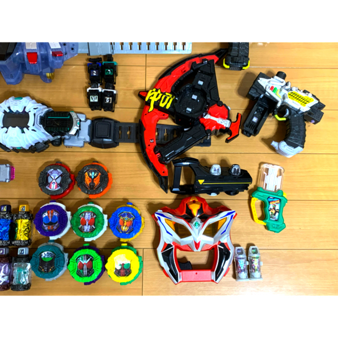 仮面ライダー ウルトラマン 玩具 まとめ売りの通販 by add.m.f.f|ラクマ