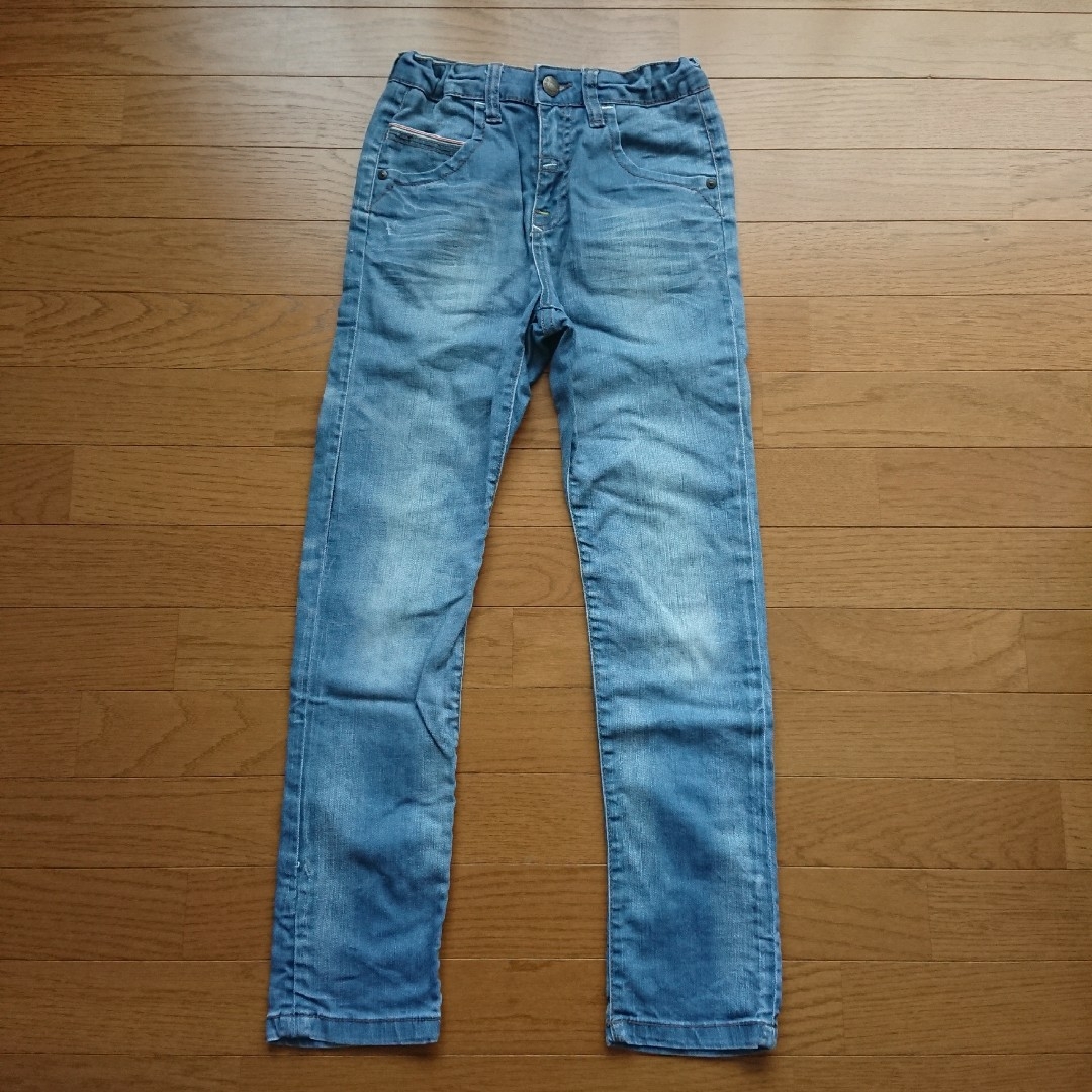 ZARAKids◇ザラキッズ デニム ジーンズ 通販 男女兼用110サイズ、新品Tシャツ二枚とusedジーンズのセット売り(^^)