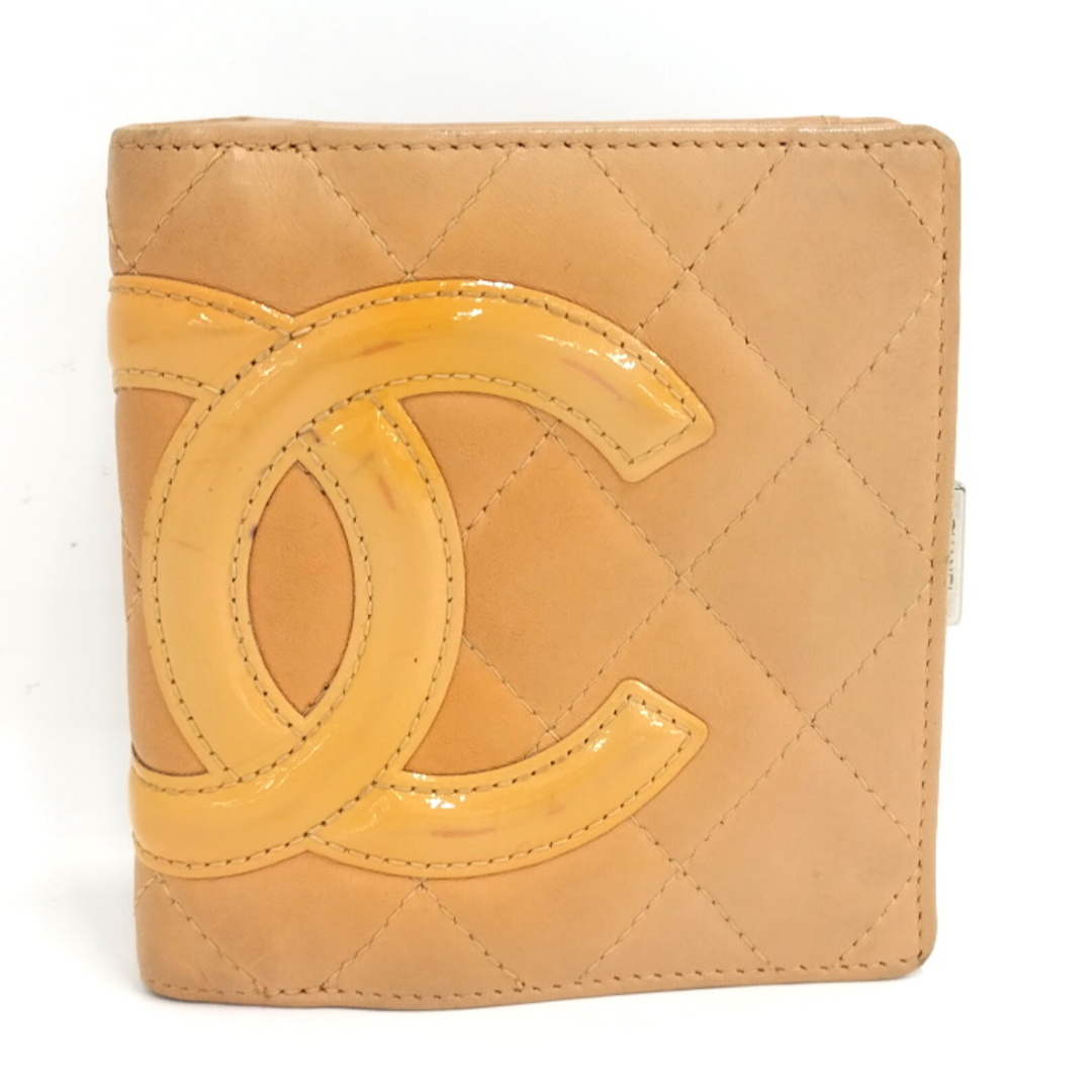 CHANEL(シャネル)のCHANEL カンボンライン 二つ折り財布 がま口 レザー ベージュ系 レディースのファッション小物(財布)の商品写真