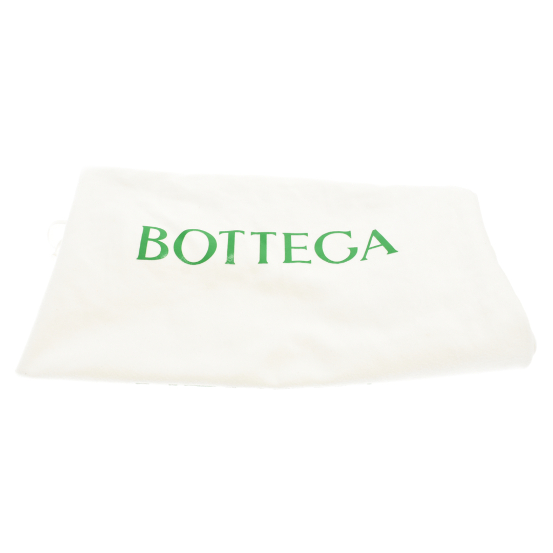 BOTTEGA VENETA ボッテガヴェネタ ラージ カセット イントレチャート レザートートバッグ ホワイト 629070