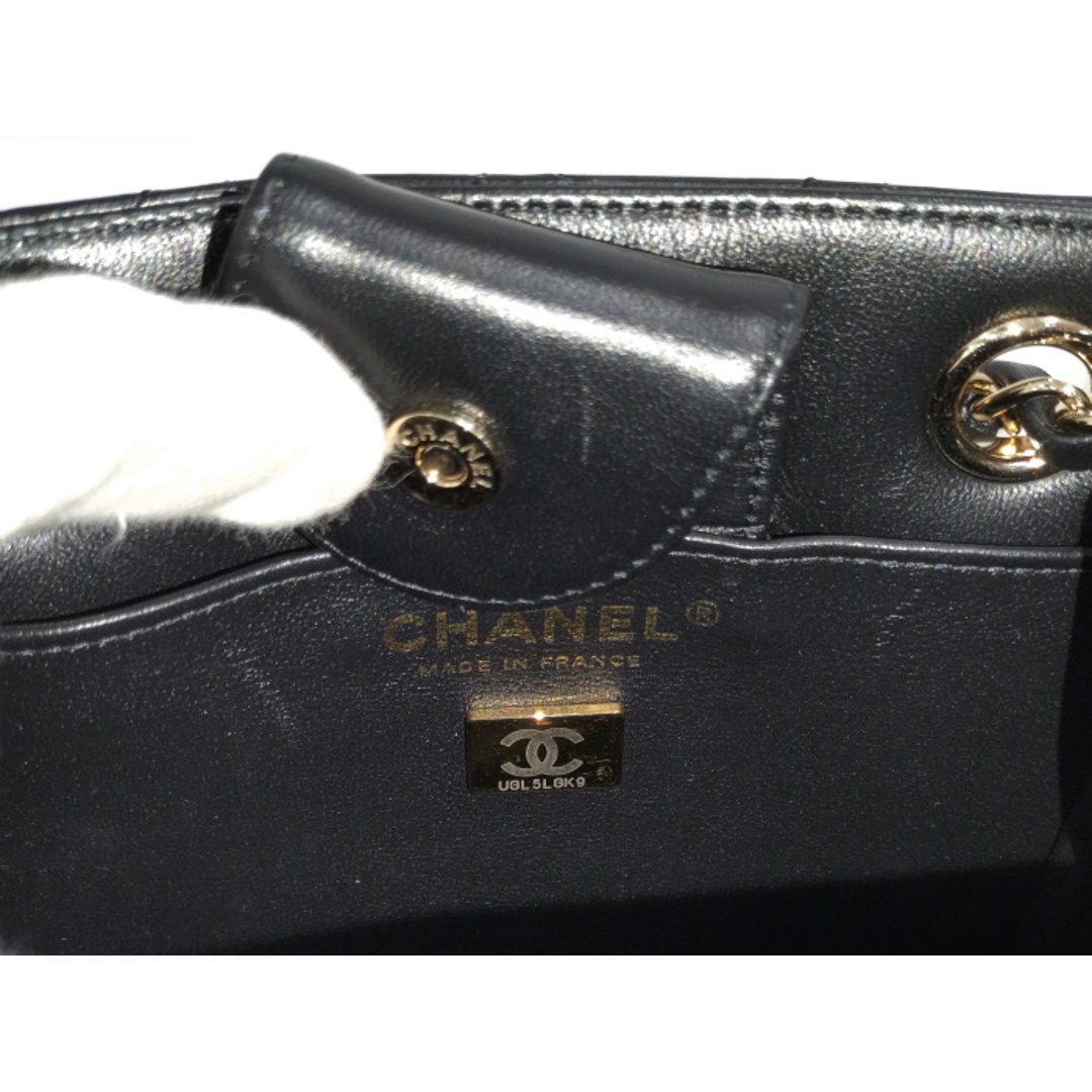 CHANEL - CHANEL マトラッセ チェーン ショルダーバッグ CHANEL - CHANEL マトラッセ チェーン ショルダーバッグ
