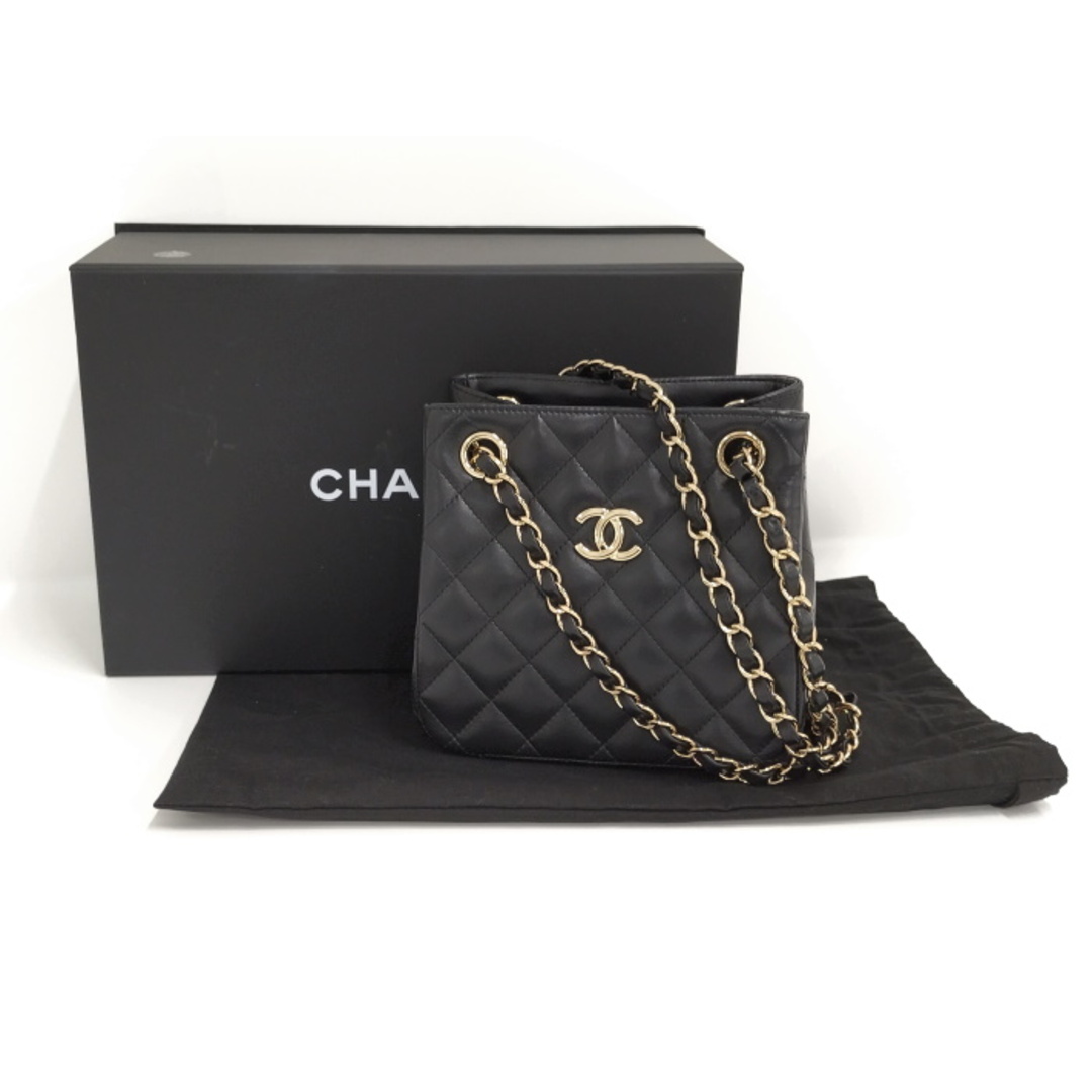 CHANEL - CHANEL マトラッセ チェーン ショルダーバッグ CHANEL - CHANEL マトラッセ チェーン ショルダーバッグ