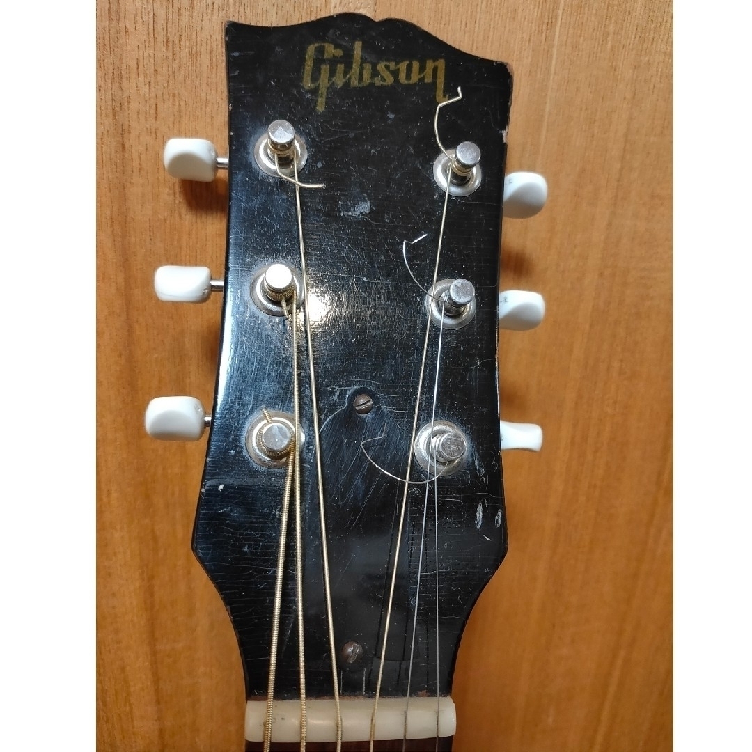 Gibson(ギブソン)の1952年製 GIBSON LG-1 楽器のギター(アコースティックギター)の商品写真