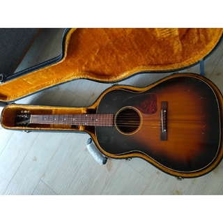 ギブソン(Gibson)の1952年製 GIBSON LG-1(アコースティックギター)