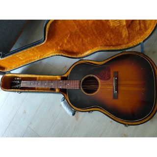 ギブソン(Gibson)の1951年製 GIBSON LG-1(アコースティックギター)