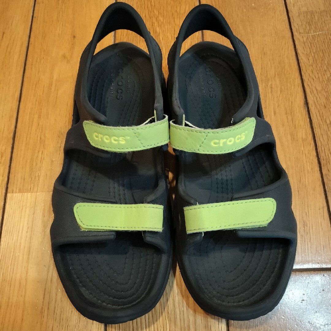 crocs(クロックス)のCROCSのサンダル キッズ/ベビー/マタニティのキッズ靴/シューズ(15cm~)(サンダル)の商品写真