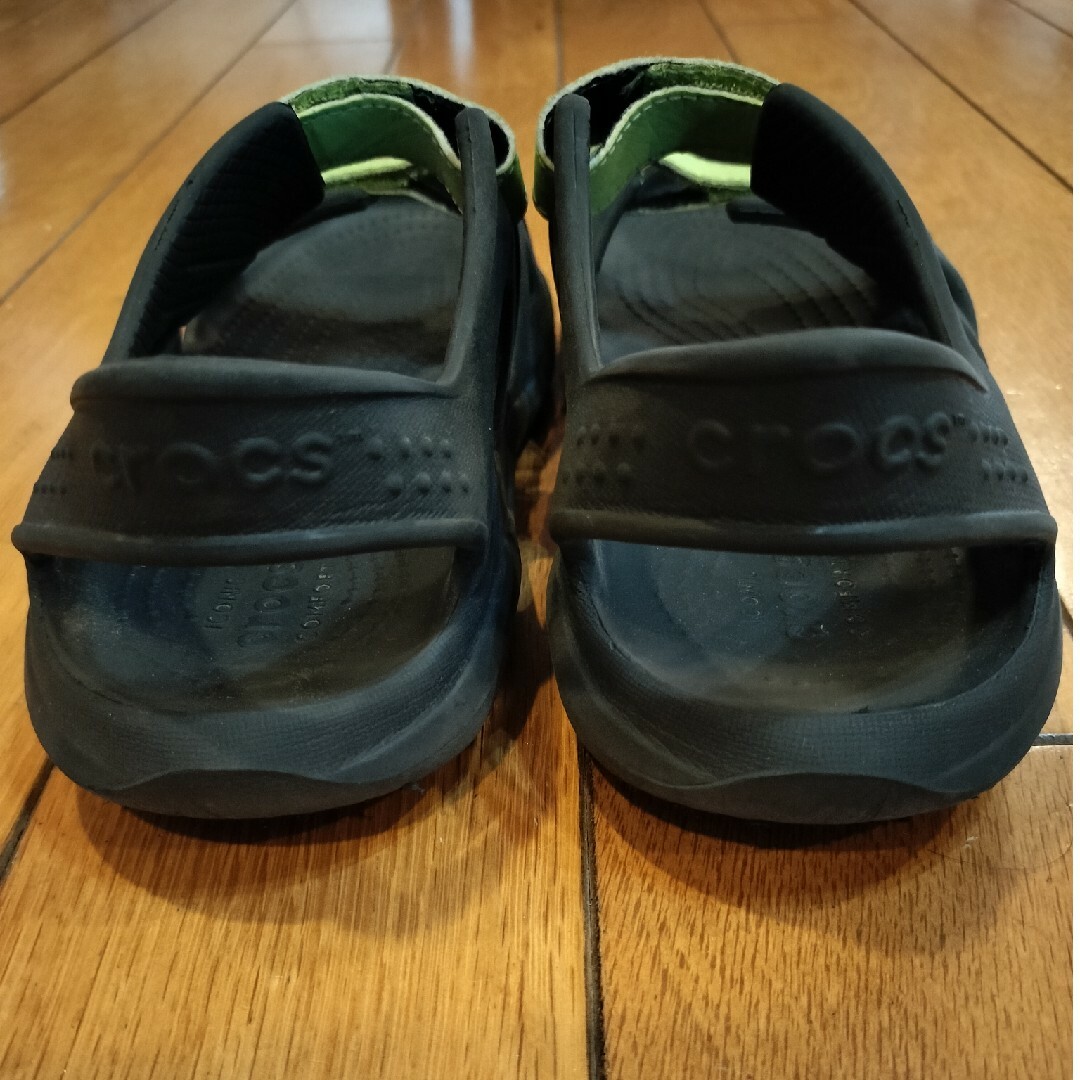 crocs(クロックス)のCROCSのサンダル キッズ/ベビー/マタニティのキッズ靴/シューズ(15cm~)(サンダル)の商品写真