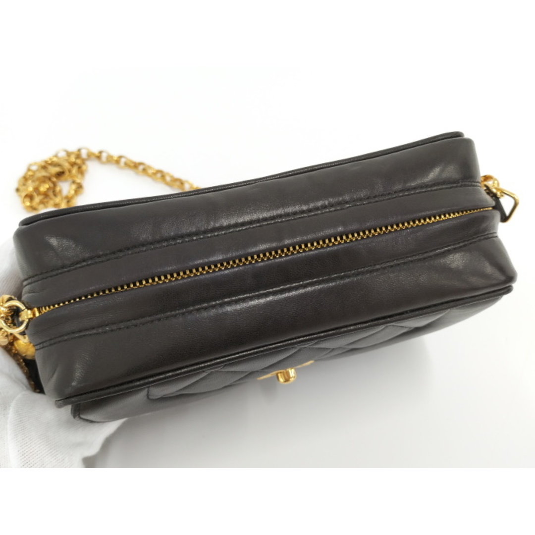 CHANEL - CHANEL ダイアナ チェーン ショルダーバッグ フリンジ CHANEL - CHANEL ダイアナ チェーン ショルダーバッグ フリンジ