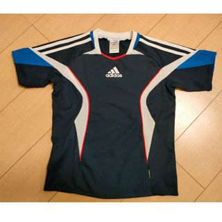 アディダス(adidas)のadidasTシャツ　130(ウェア)