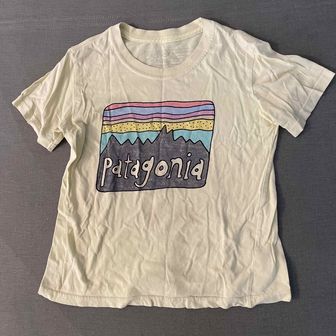 patagonia(パタゴニア)のパタゴニア　キッズTシャツ キッズ/ベビー/マタニティのキッズ服女の子用(90cm~)(Tシャツ/カットソー)の商品写真