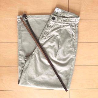 サムシング(SOMETHING)の【美品】サムシング　タック入りワイドパンツ　ベルト付き(バギーパンツ)