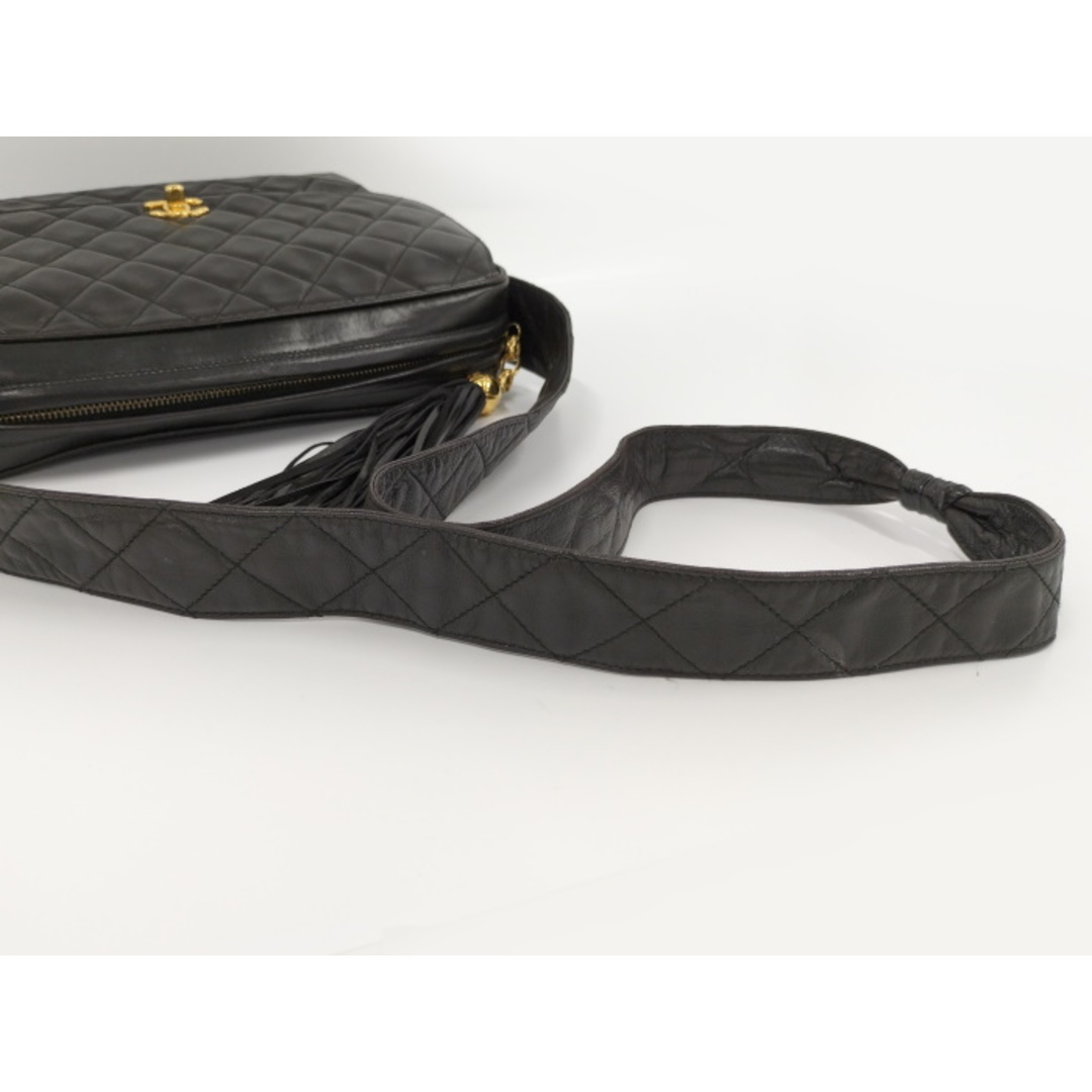 CHANEL - CHANEL マトラッセ フリンジ ショルダーバッグ CHANEL - CHANEL マトラッセ フリンジ ショルダーバッグ
