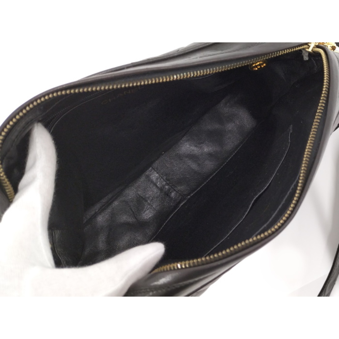 CHANEL - CHANEL マトラッセ フリンジ ショルダーバッグ CHANEL - CHANEL マトラッセ フリンジ ショルダーバッグ