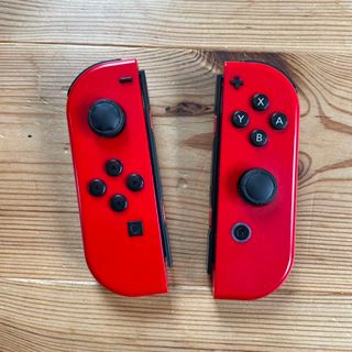 ニンテンドースイッチ(Nintendo Switch)のニンテンドーSwitchジョイコン赤(その他)